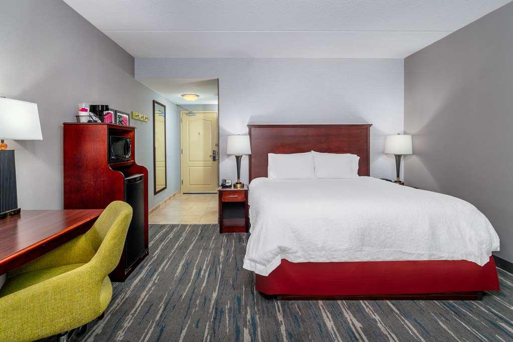 Hampton Inn & Suites Minneapolis St. Paul Airport - Mall Of America Bloomington Room photo